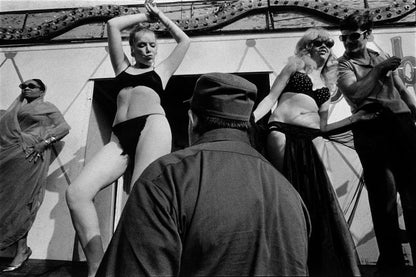 The Bally Stage, 1973 - Wombat - The Photography and Art Box